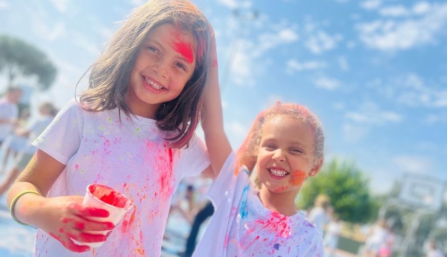 colores diversion amigas campamento verano sevilla en ingles colores diversion amigas campamento verano sevilla en ingles