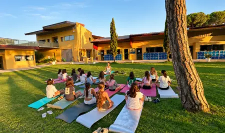 CBS Outdoor Adventures 2026-2027: mini campamentos en inglés en Sevilla durante todo el curso